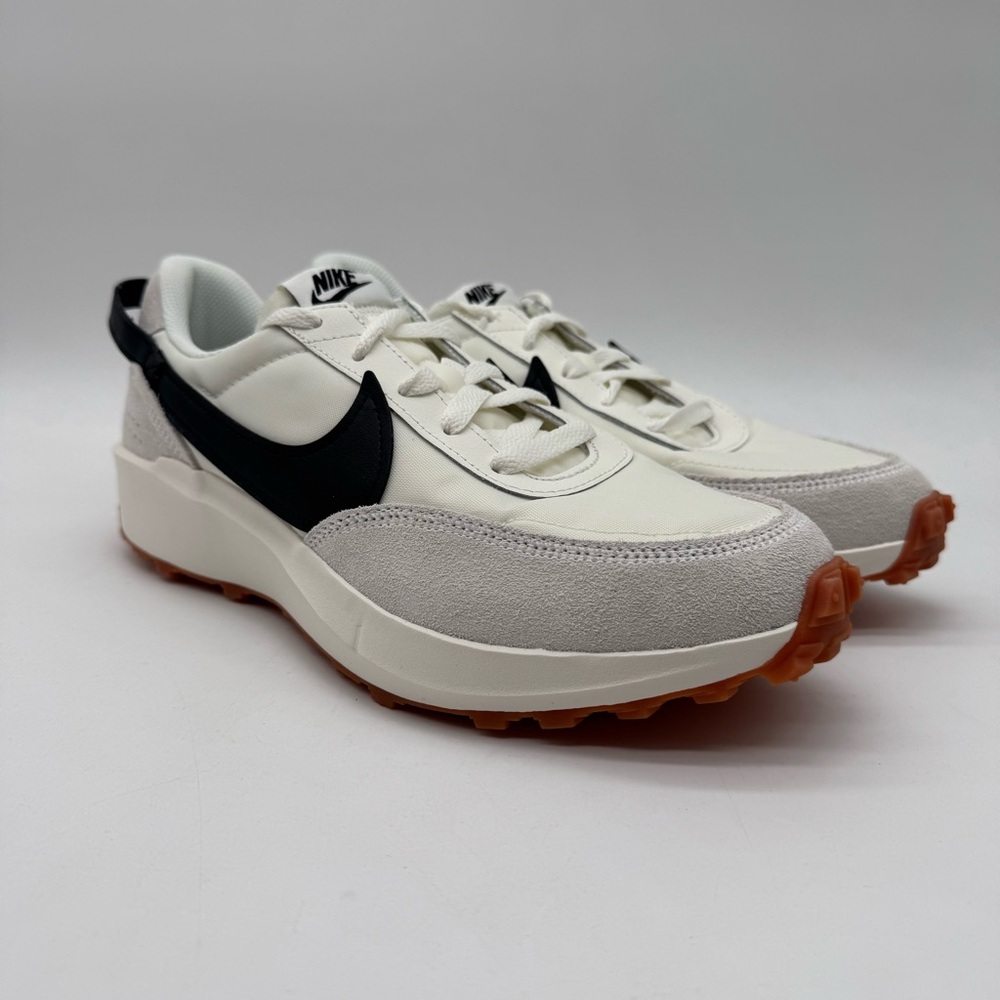 Nike Waffle Debut Women’s Size 10 Sail Black Gum DH9523-109